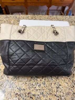 Nine W. Two-Tone Quilted Leather Shoulder Tote - Black & Cream- 10 x 16 x 5”